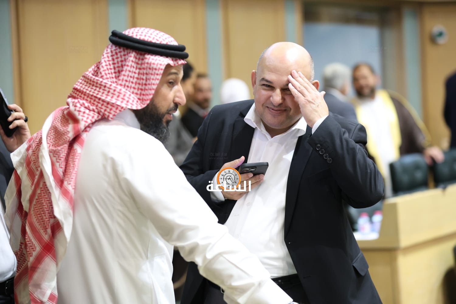 Madar Al-Saa Images 0.7861333835518634