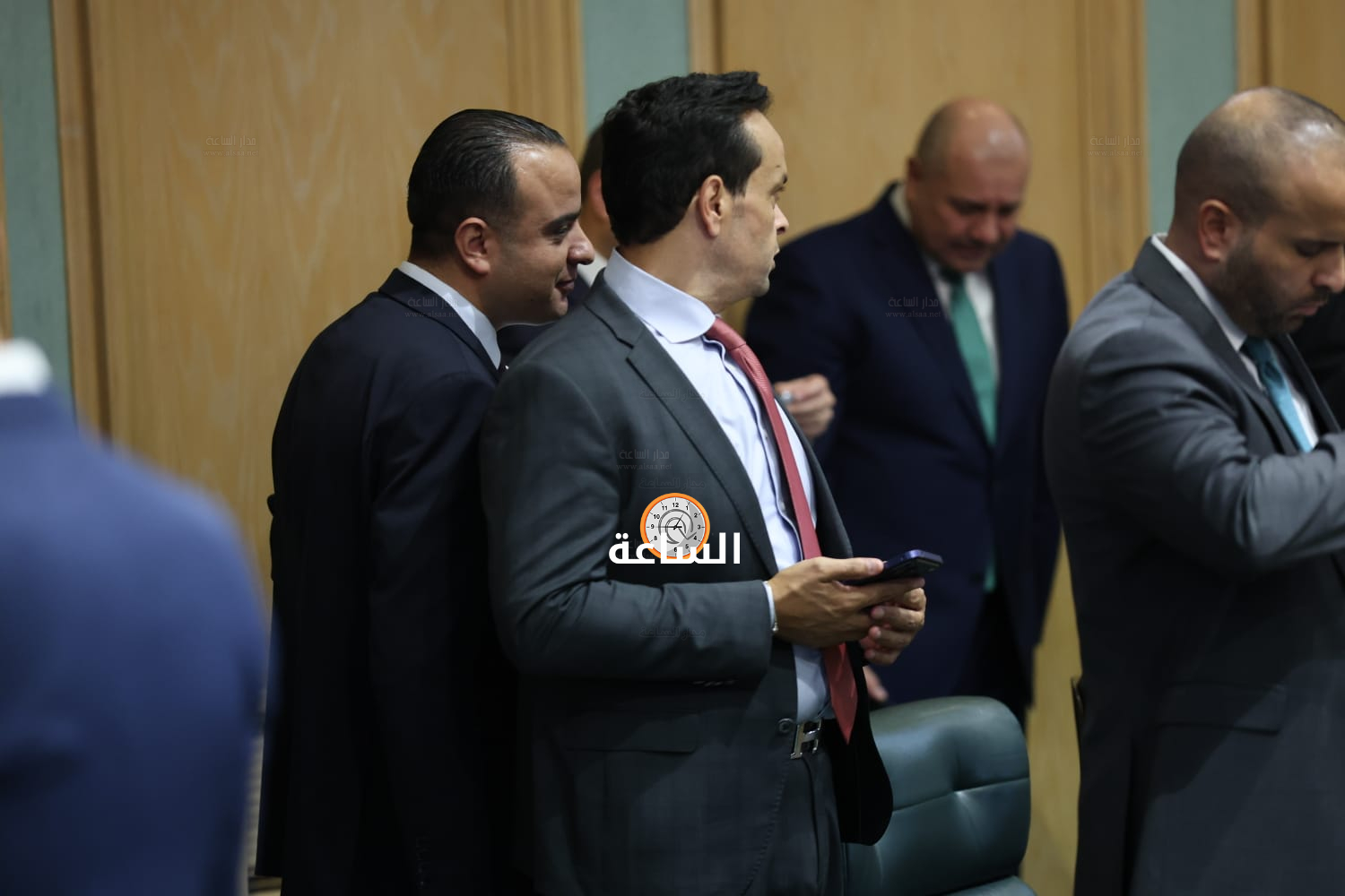 Madar Al-Saa Images 0.7970355802786064