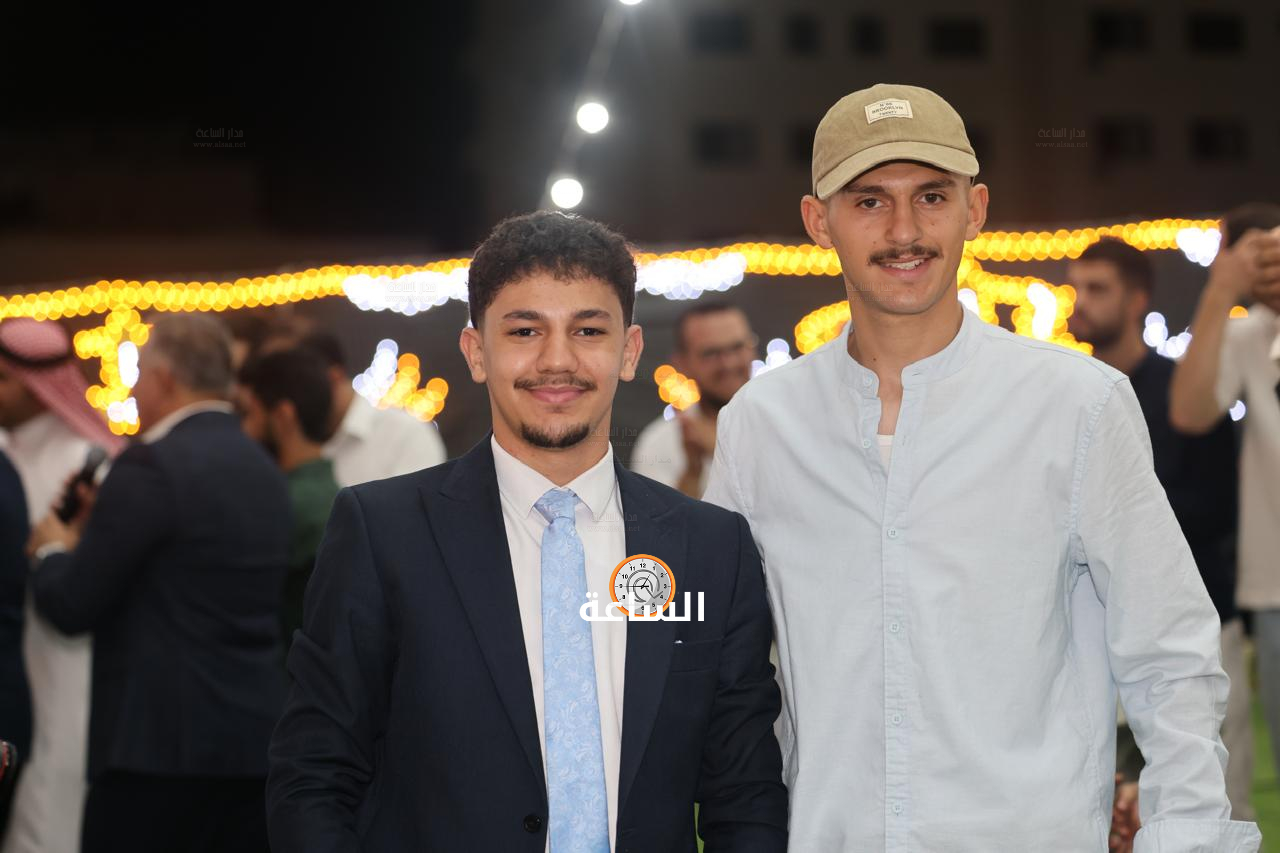Madar Al-Saa Images 0.9381927723480425