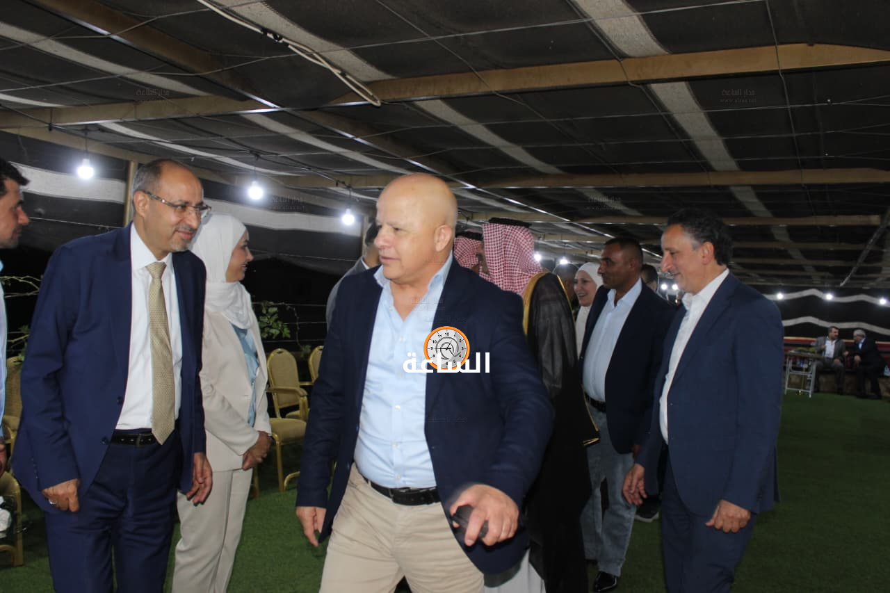 Madar Al-Saa Images 0.15023146954183553
