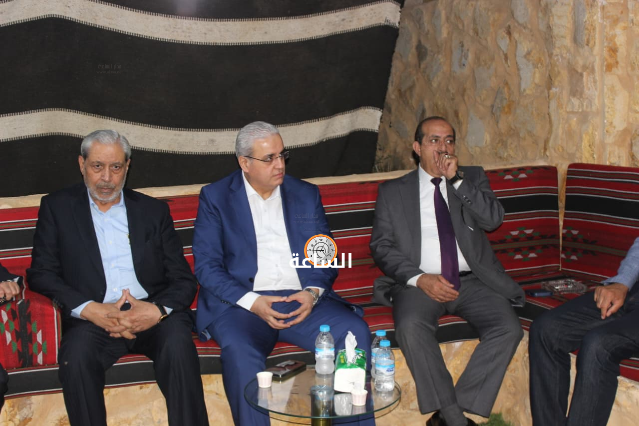 Madar Al-Saa Images 0.8307491585253912