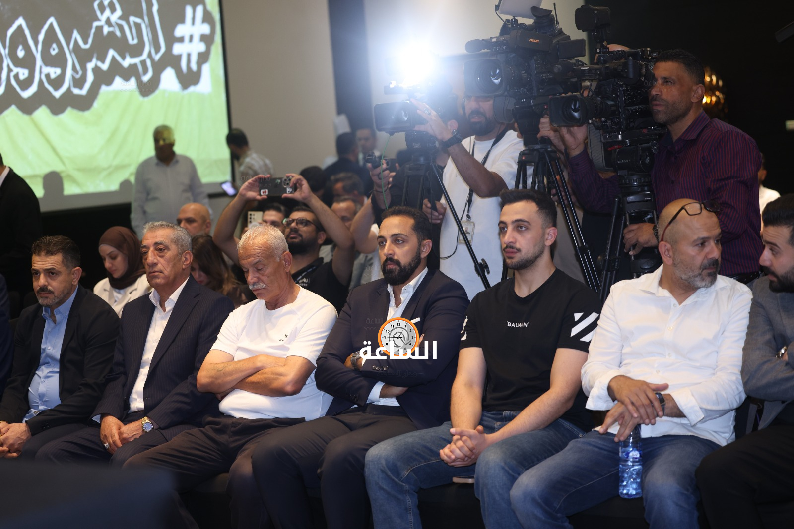 Madar Al-Saa Images 0.9785606424029322