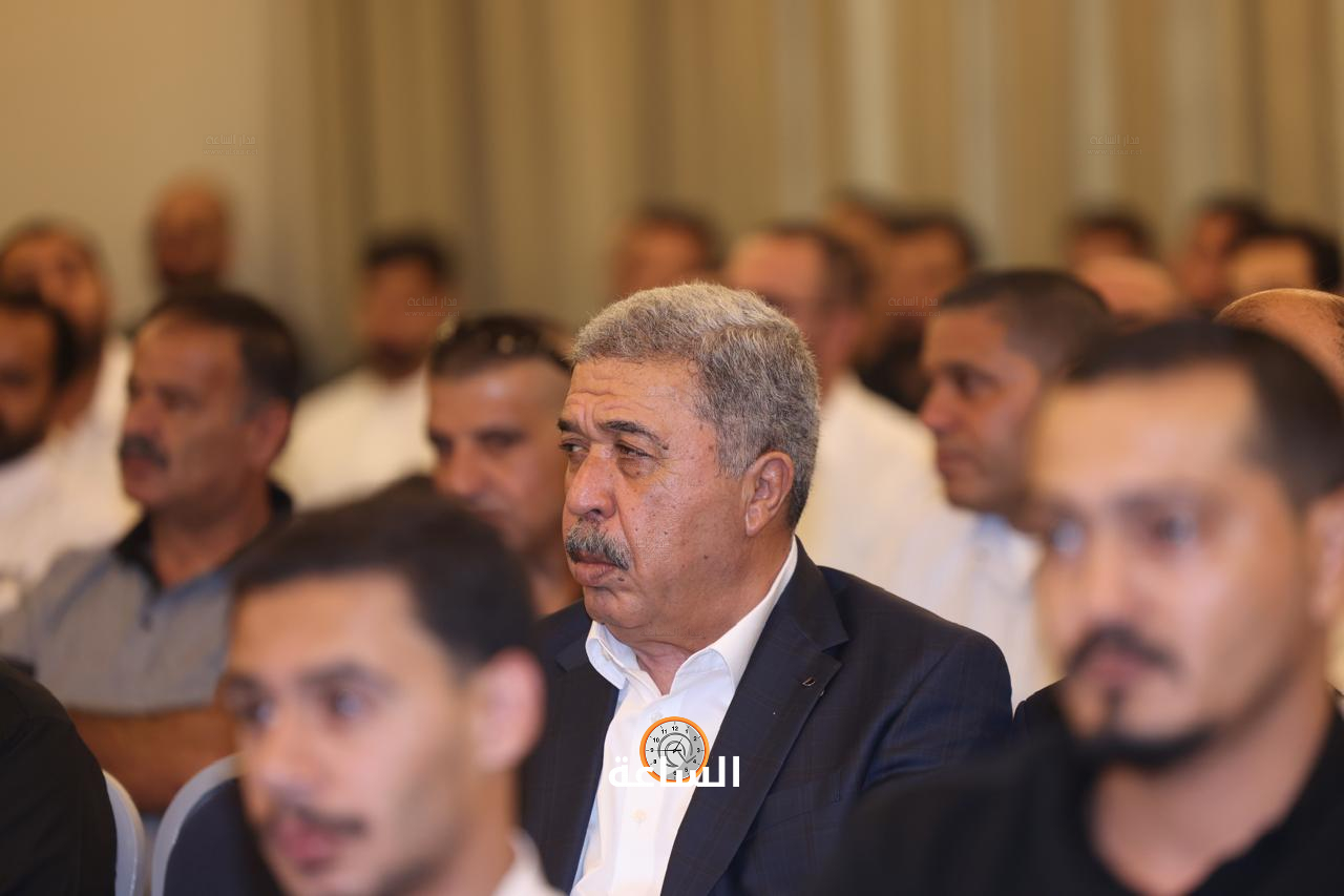 Madar Al-Saa Images 0.8985874608275349