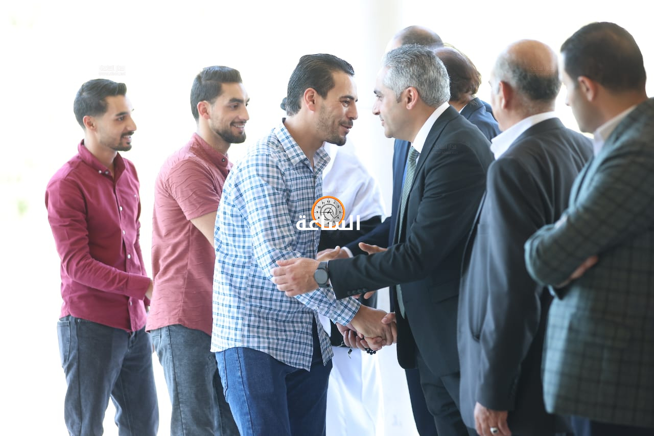 Madar Al-Saa Images 0.7342174789099946