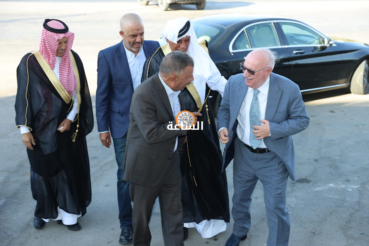 Madar Al-Saa Images 0.3419841594705819