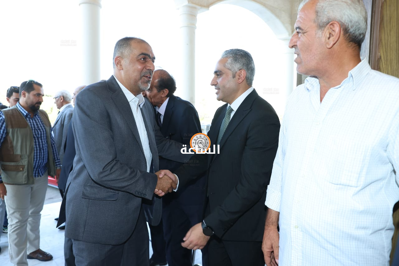 Madar Al-Saa Images 0.6818349288843625