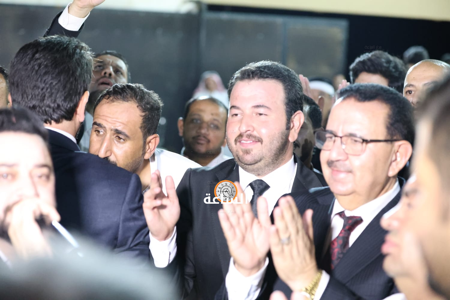 Madar Al-Saa Images 0.3251252913278756