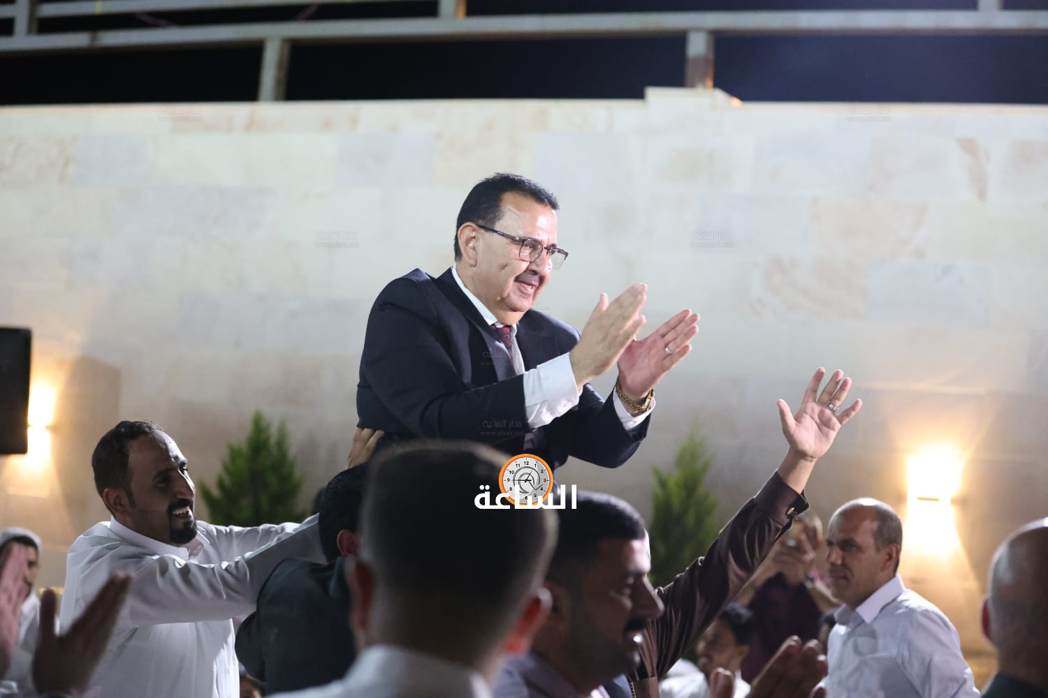 Madar Al-Saa Images 0.759745688805436