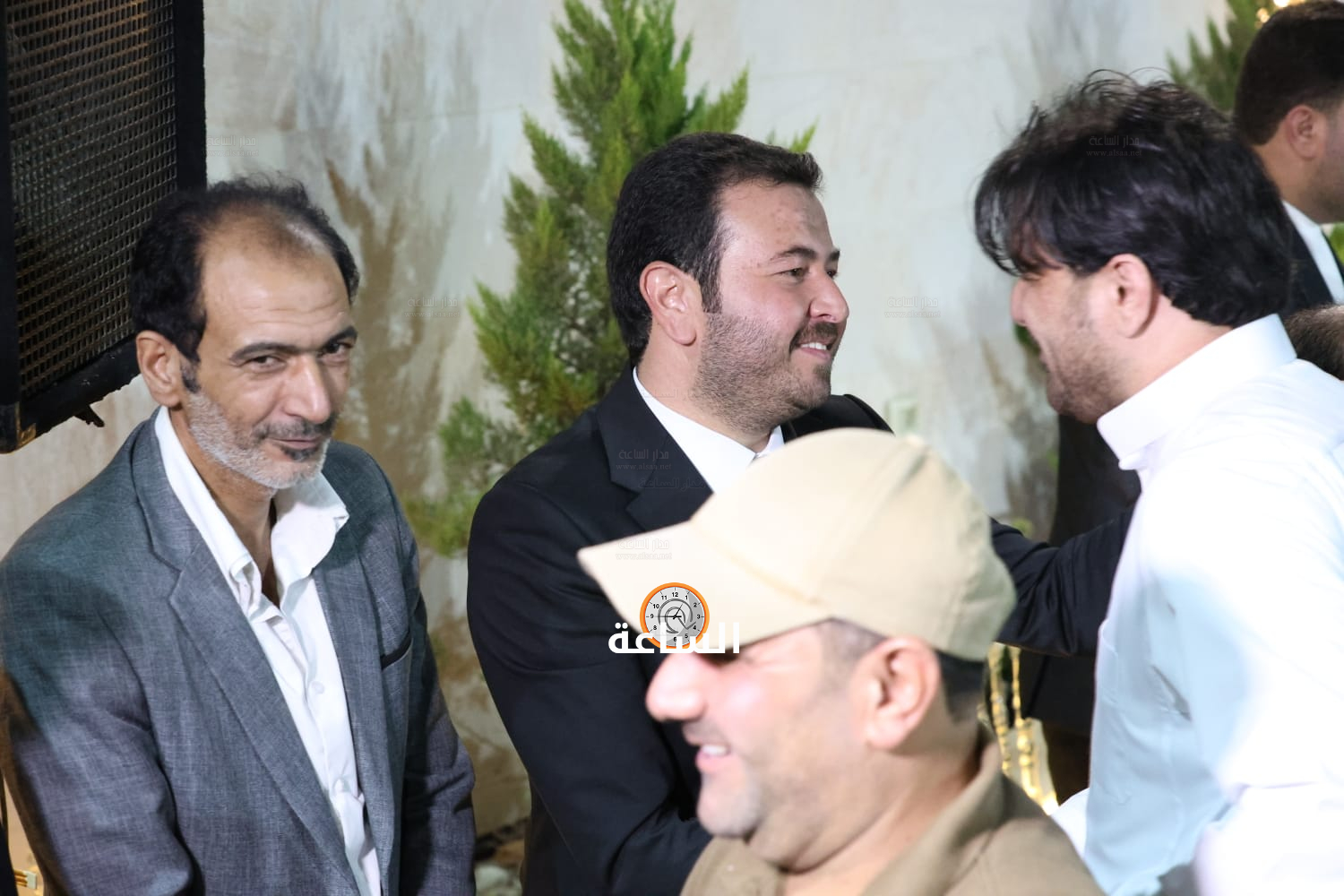 Madar Al-Saa Images 0.10659072252521318