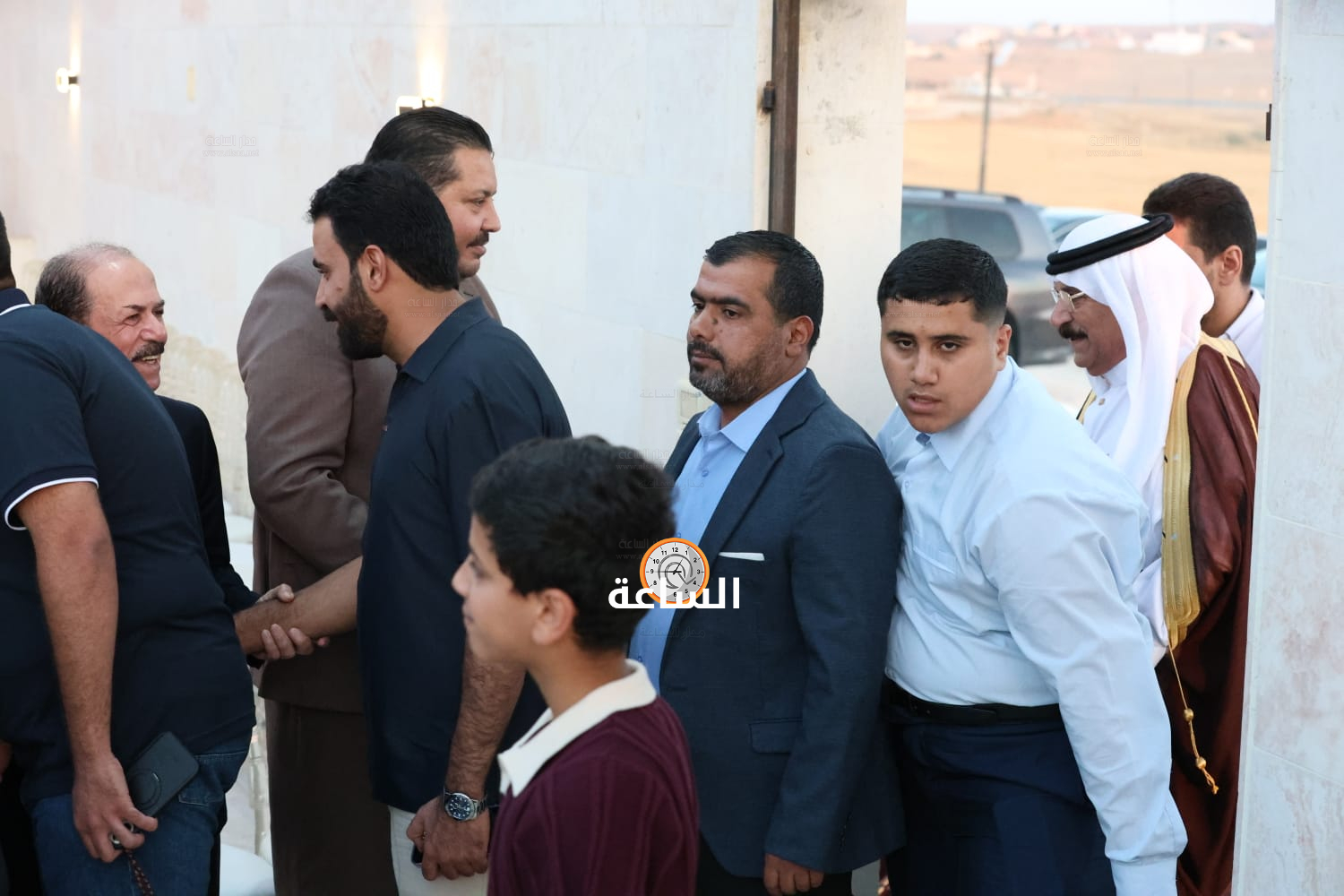 Madar Al-Saa Images 0.9775635661876909