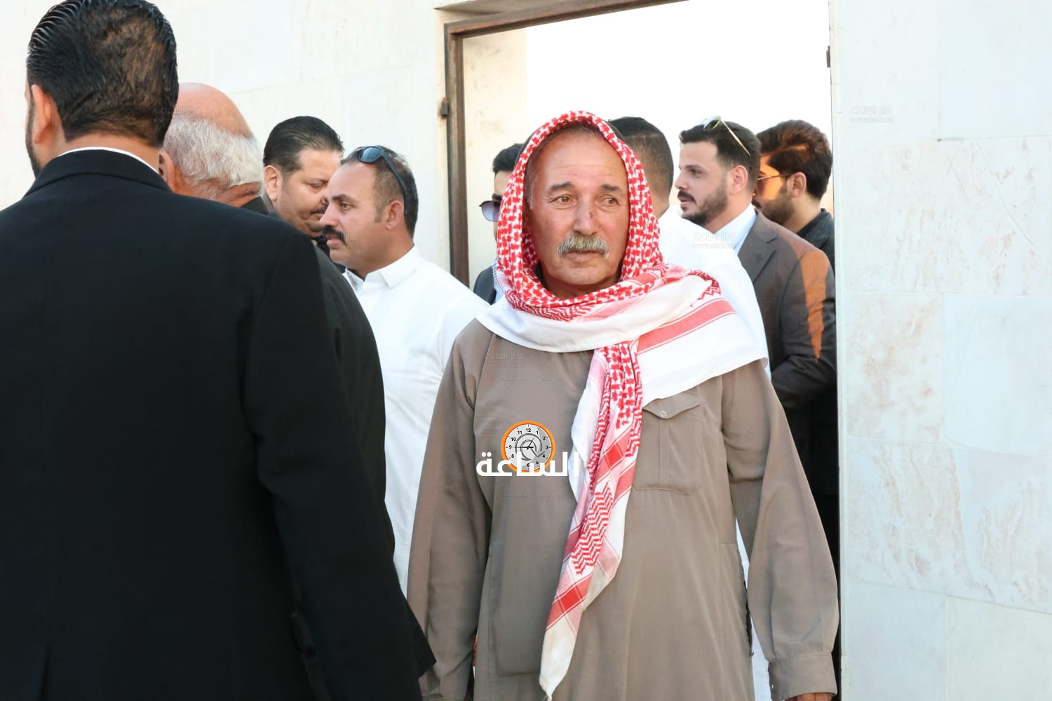 Madar Al-Saa Images 0.5600224228045803