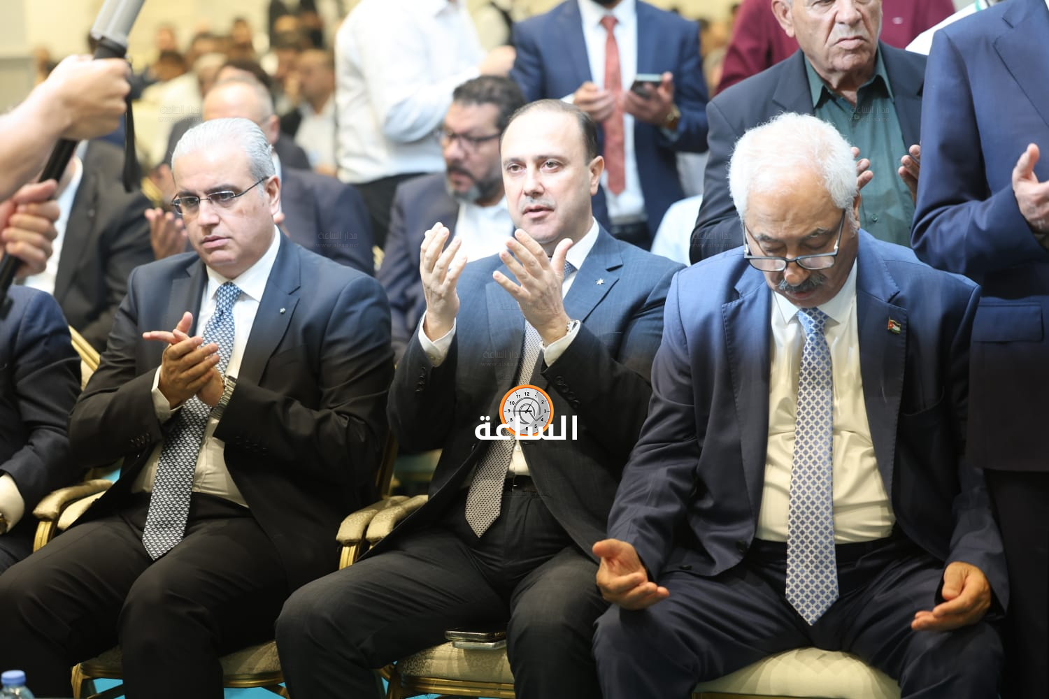 Madar Al-Saa Images 0.3769153359455568