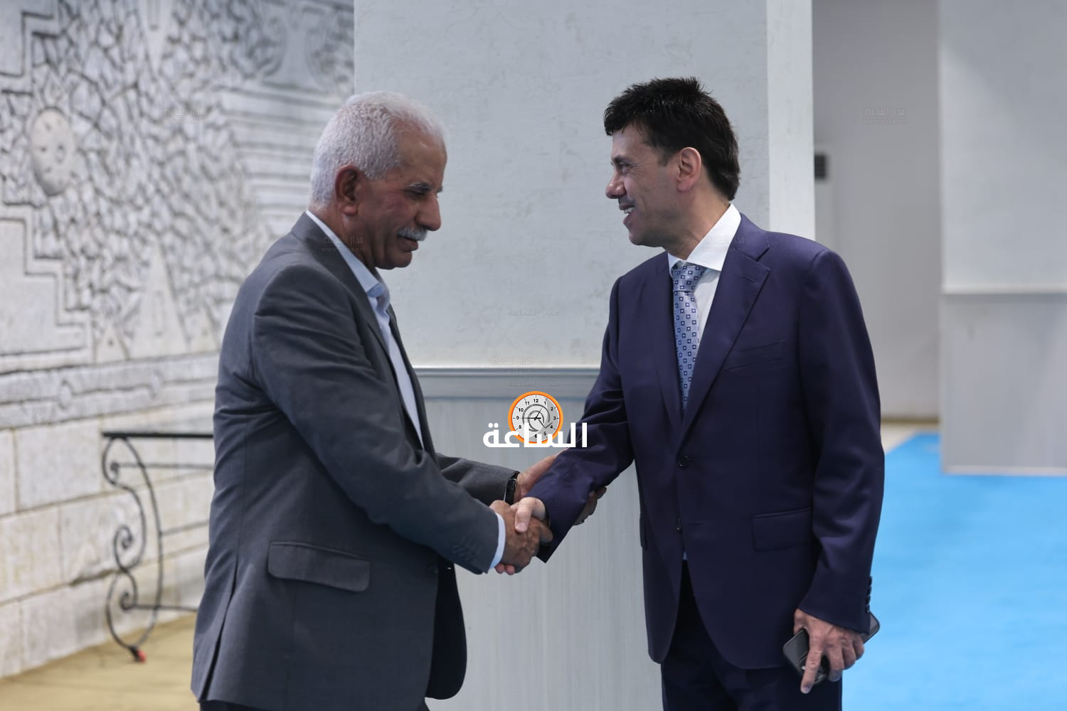 Madar Al-Saa Images 0.5775898498861429