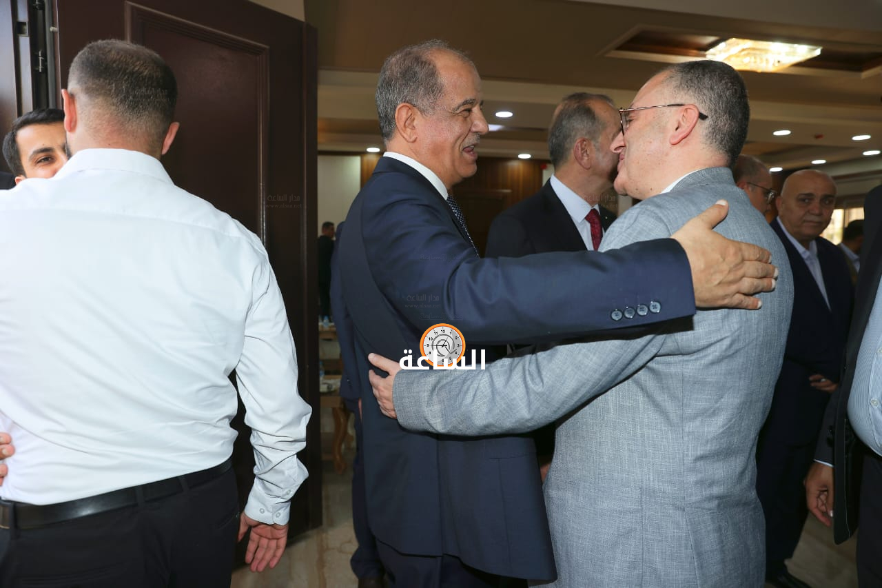 Madar Al-Saa Images 0.6247022695049976