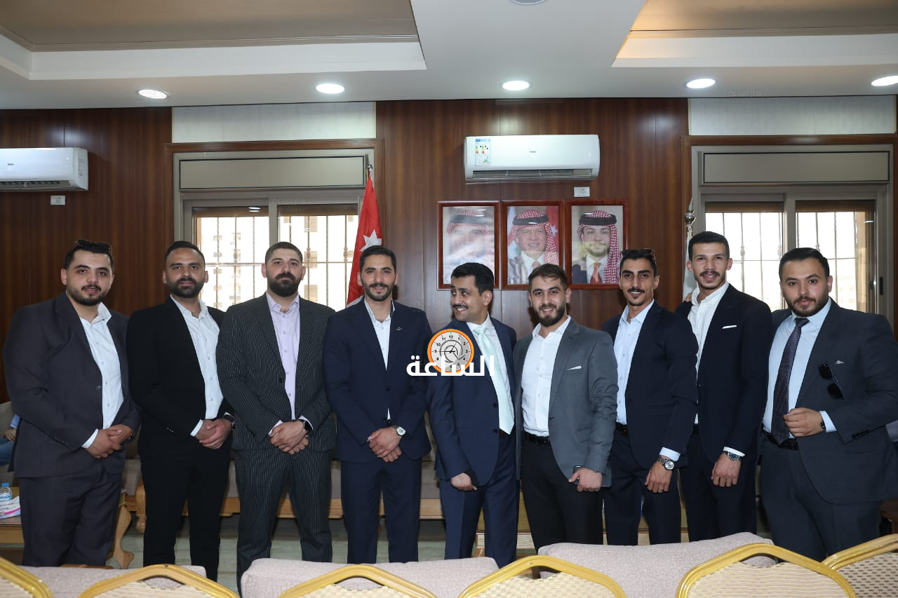 Madar Al-Saa Images 0.013253199309441133