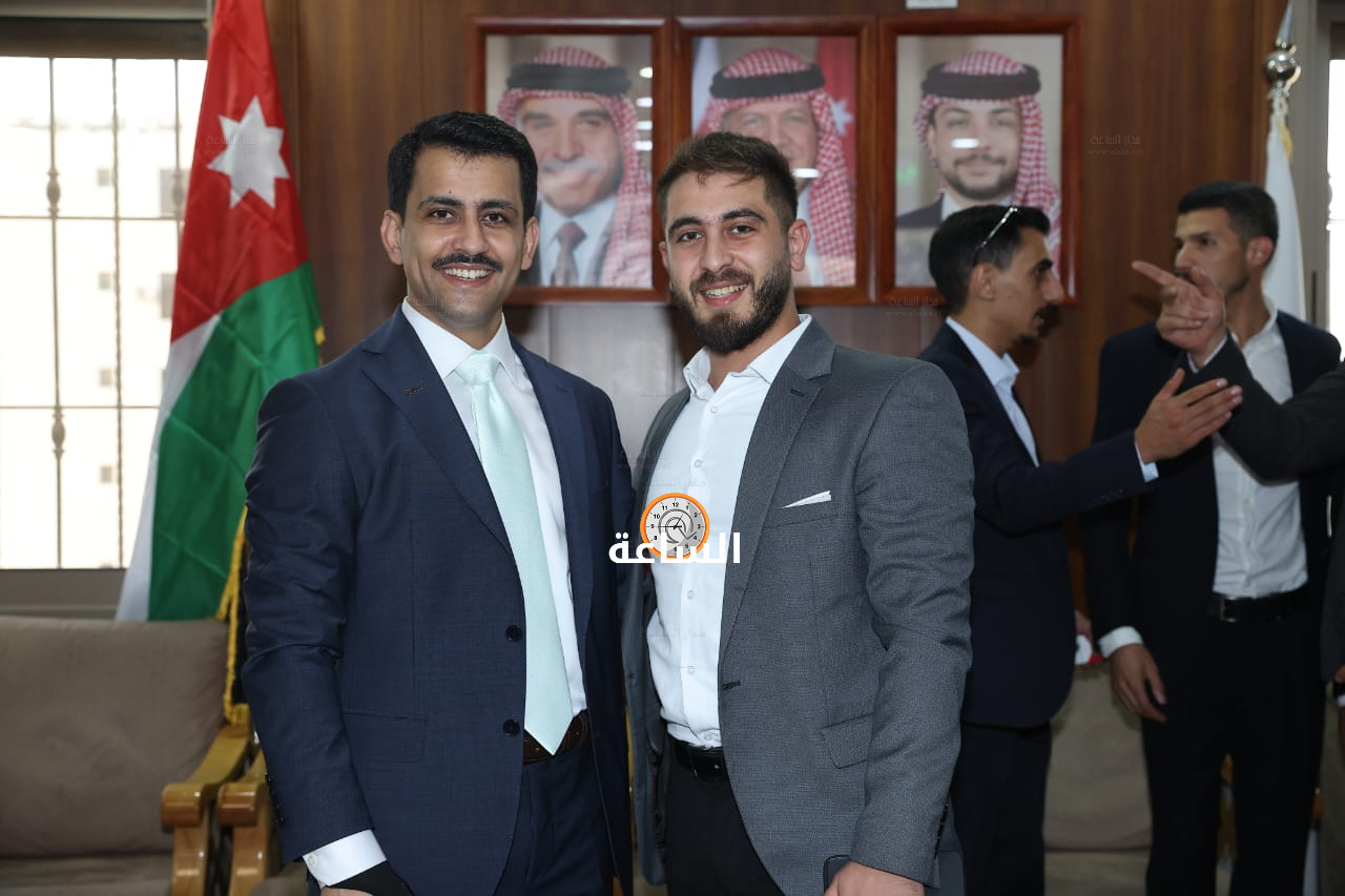Madar Al-Saa Images 0.6754489291264841