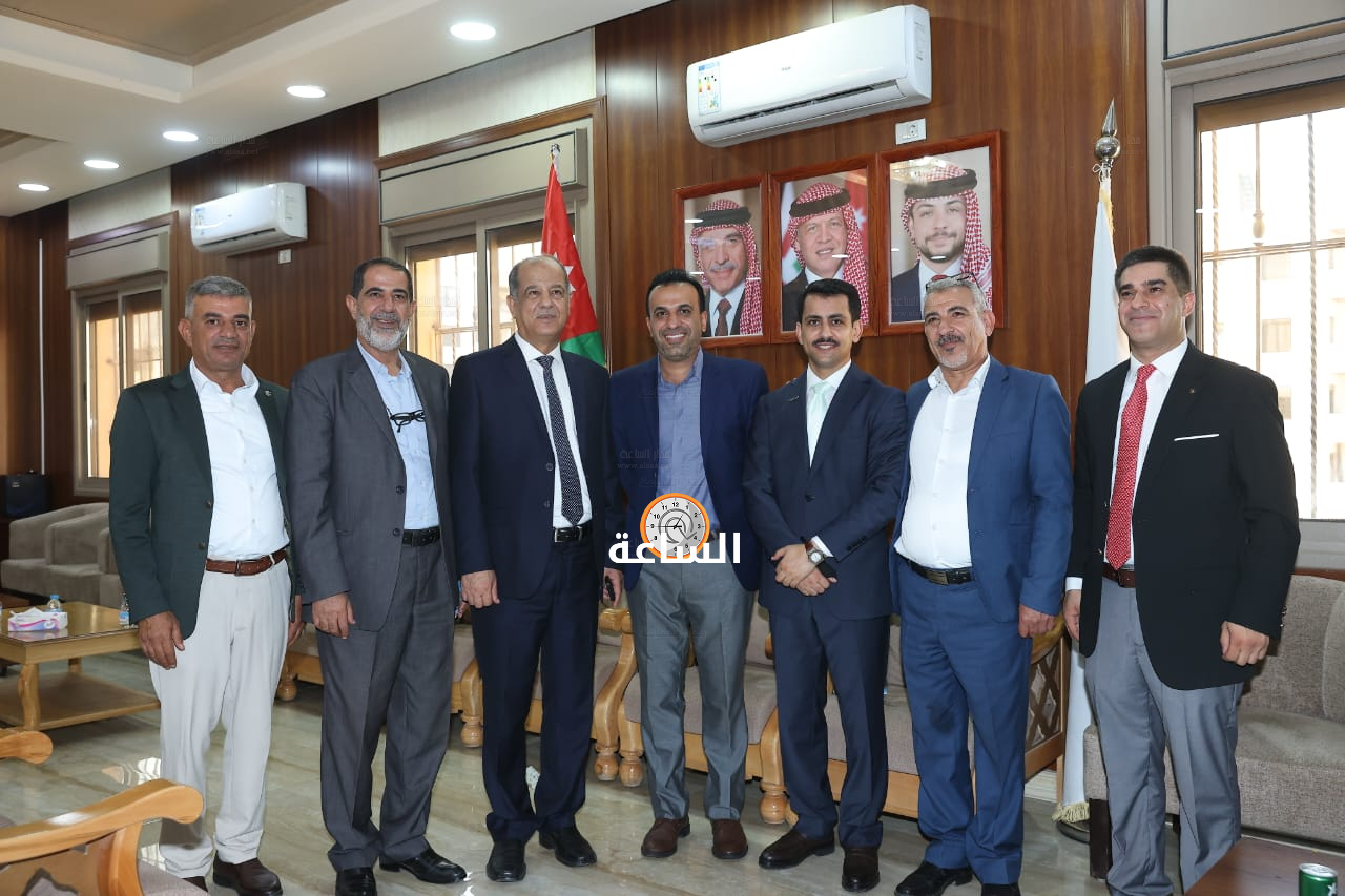 Madar Al-Saa Images 0.33258519102351636