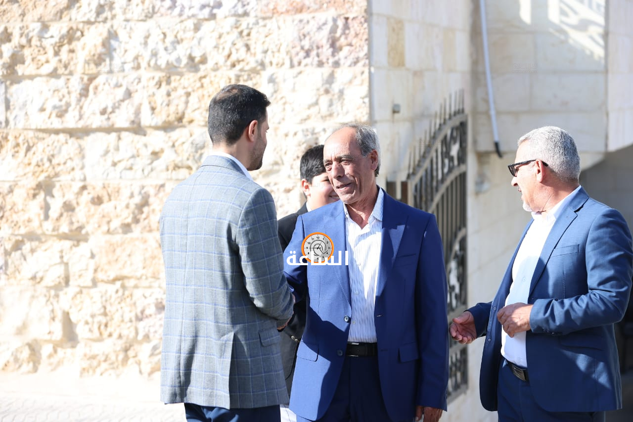 Madar Al-Saa Images 0.972389684561432
