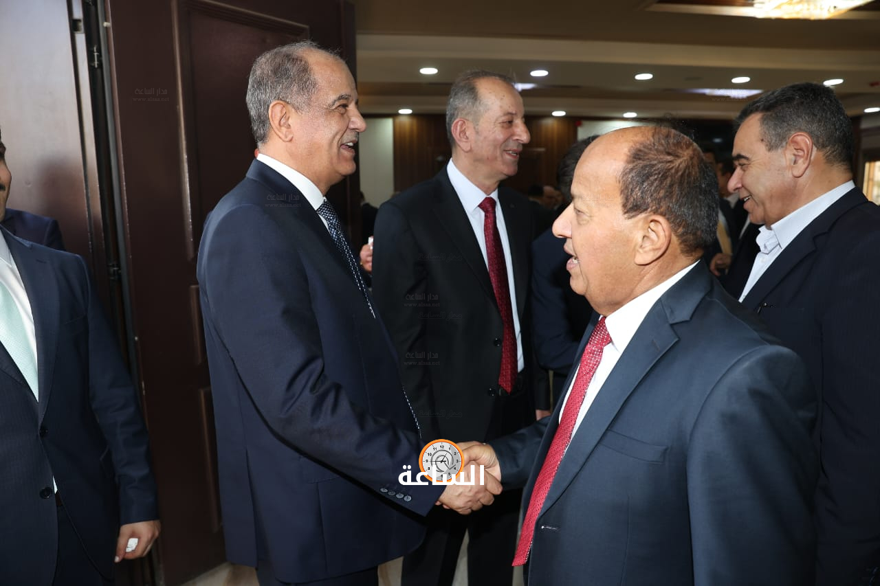 Madar Al-Saa Images 0.12694293861248773