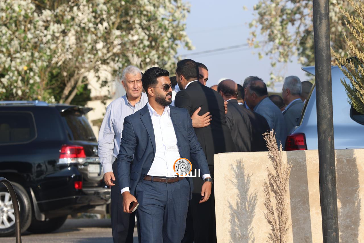 Madar Al-Saa Images 0.7638696894940489