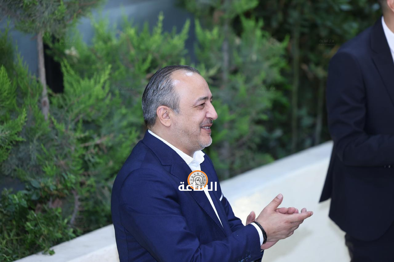 Madar Al-Saa Images 0.1214517976691245