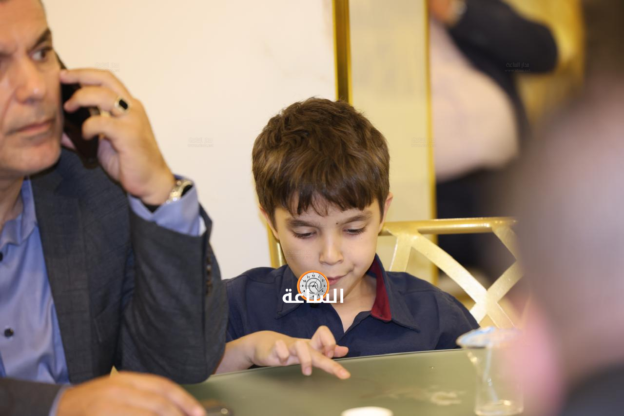 Madar Al-Saa Images 0.002994018068467885
