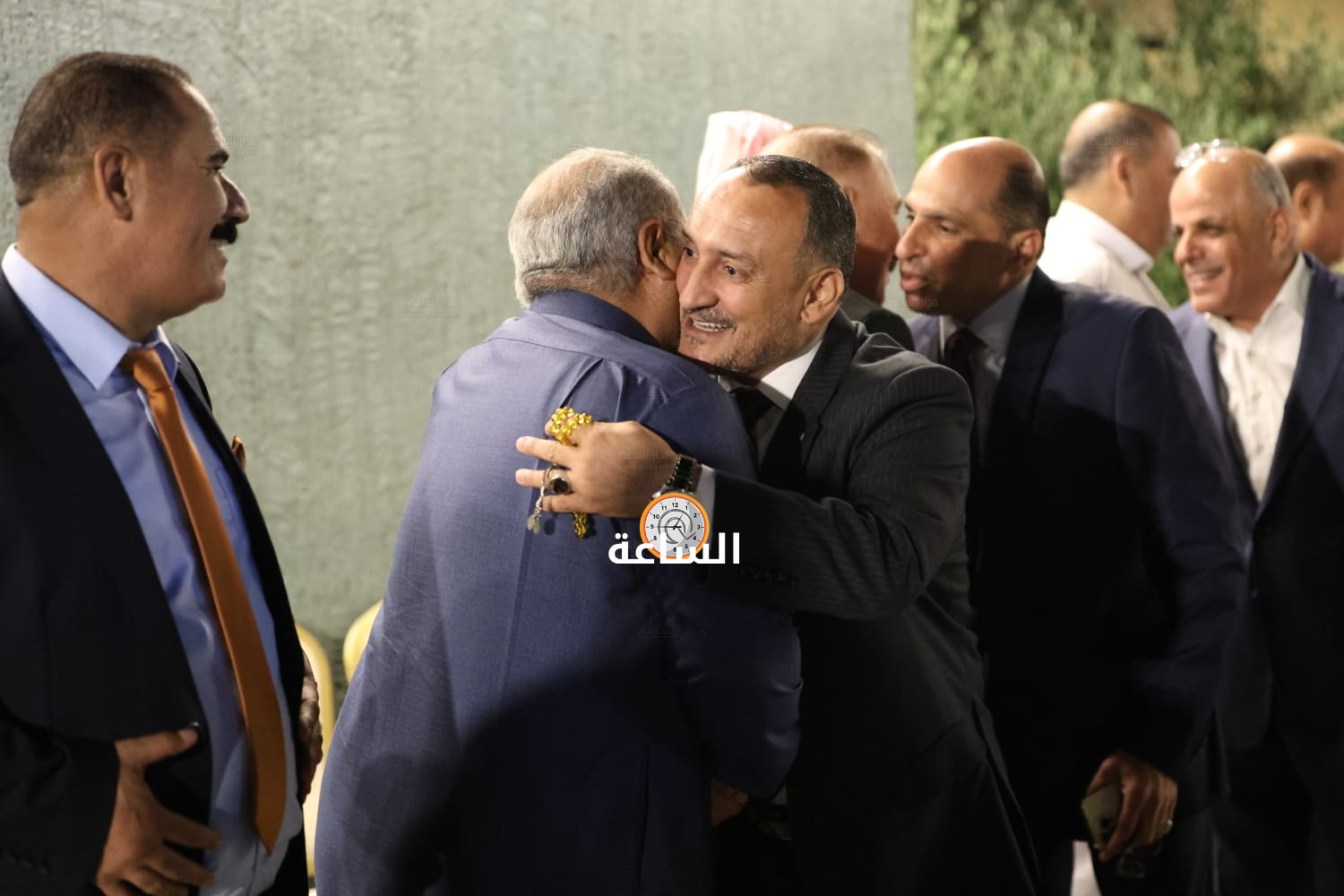 Madar Al-Saa Images 0.7437906059748932