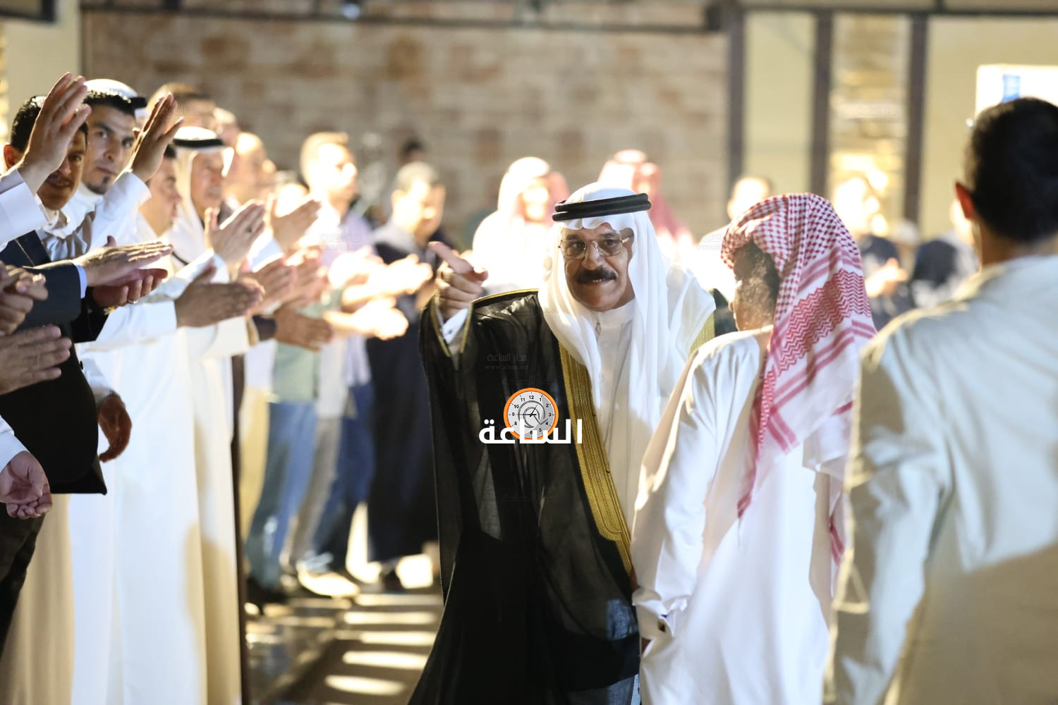 Madar Al-Saa Images 0.7114565351550292