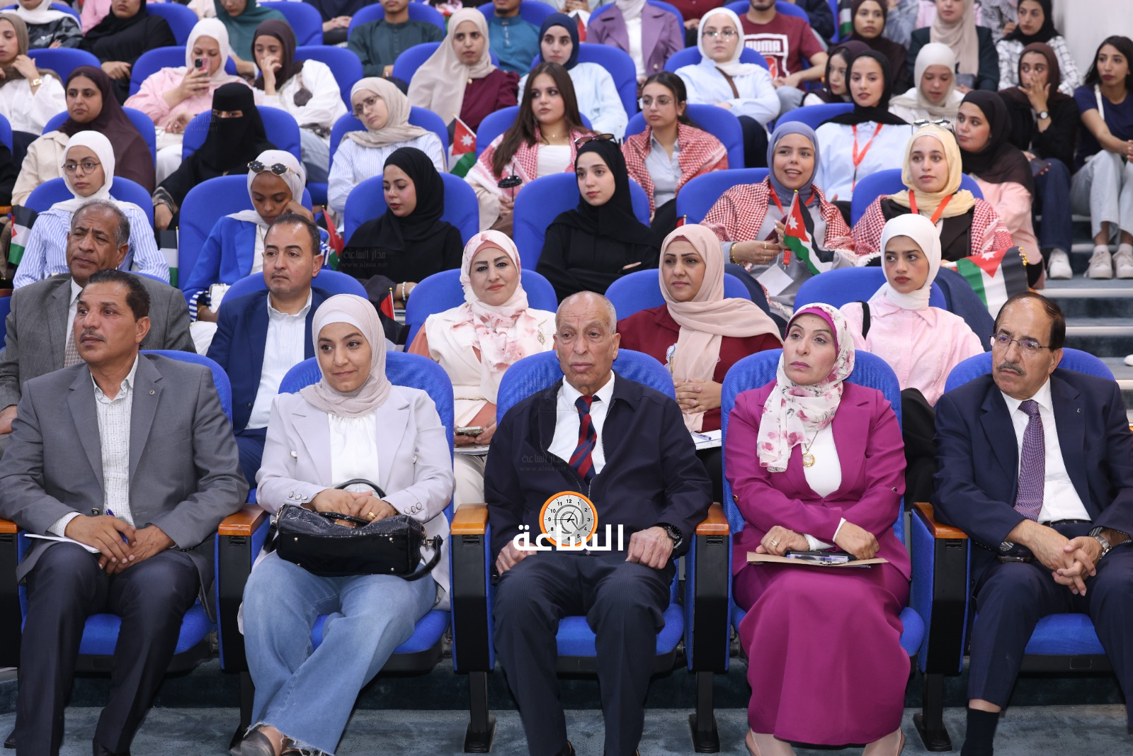 Madar Al-Saa Images 0.006732270822785935
