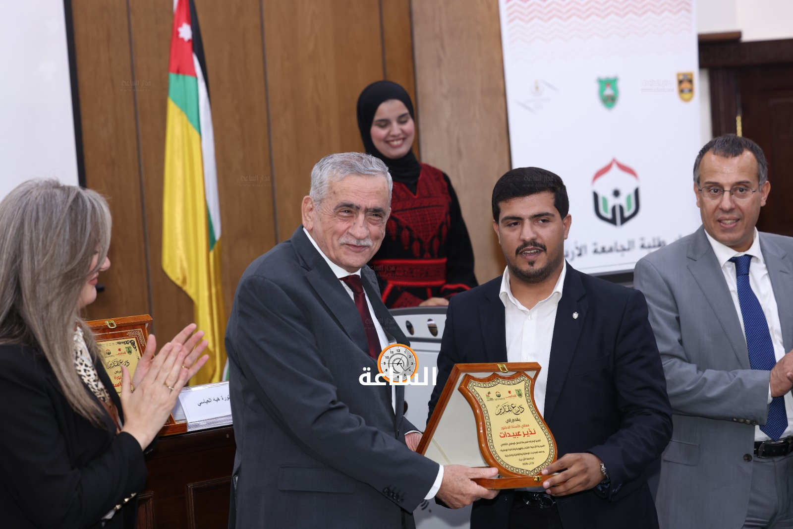 Madar Al-Saa Images 0.42186248927714776