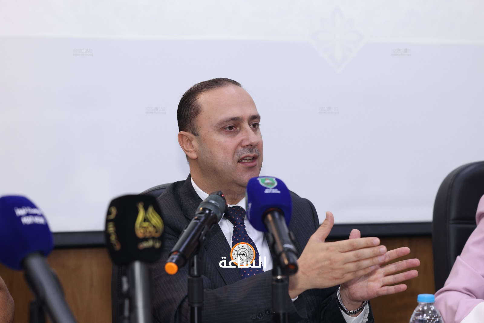 Madar Al-Saa Images 0.07109254364065631