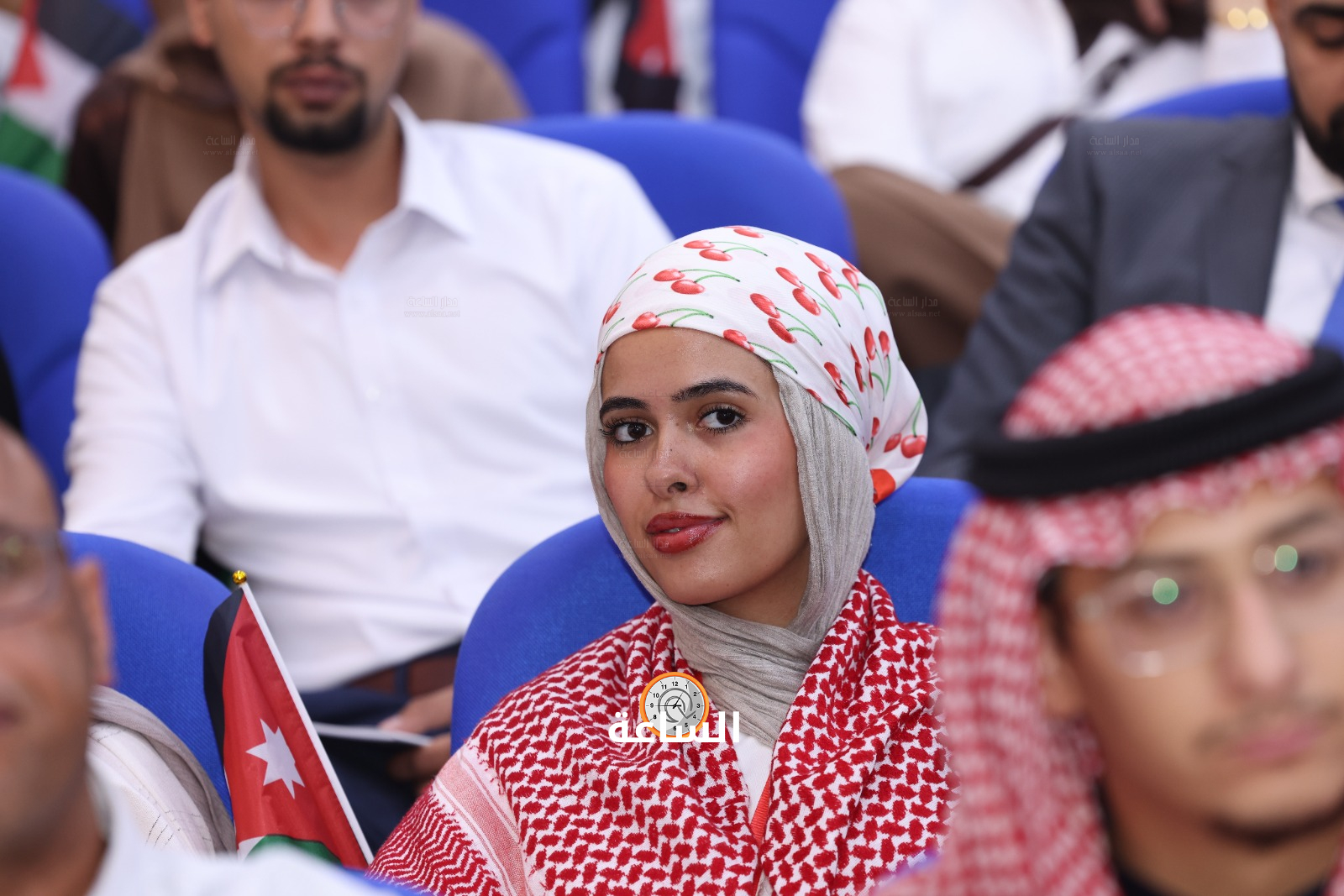 Madar Al-Saa Images 0.992252516602115