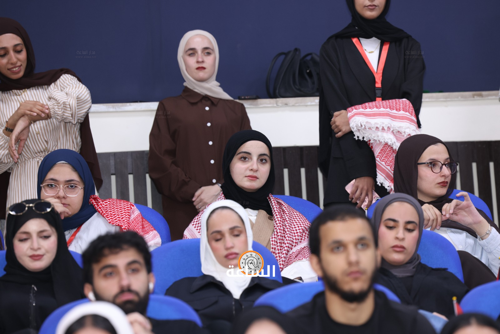 Madar Al-Saa Images 0.5667296111625417