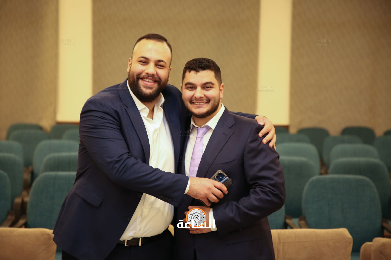 Madar Al-Saa Images 0.8683514313965002