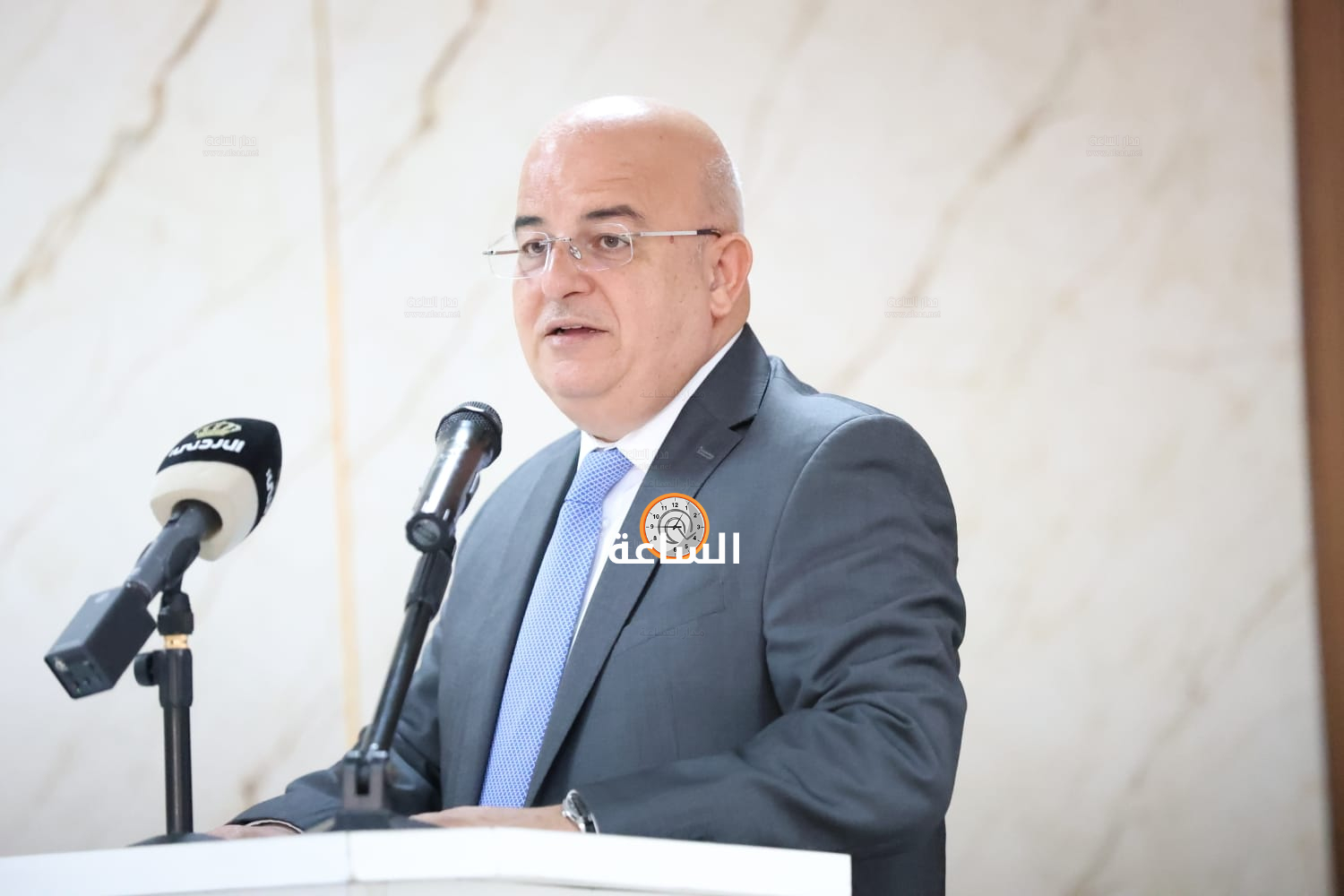 Madar Al-Saa Images 0.773009565628211