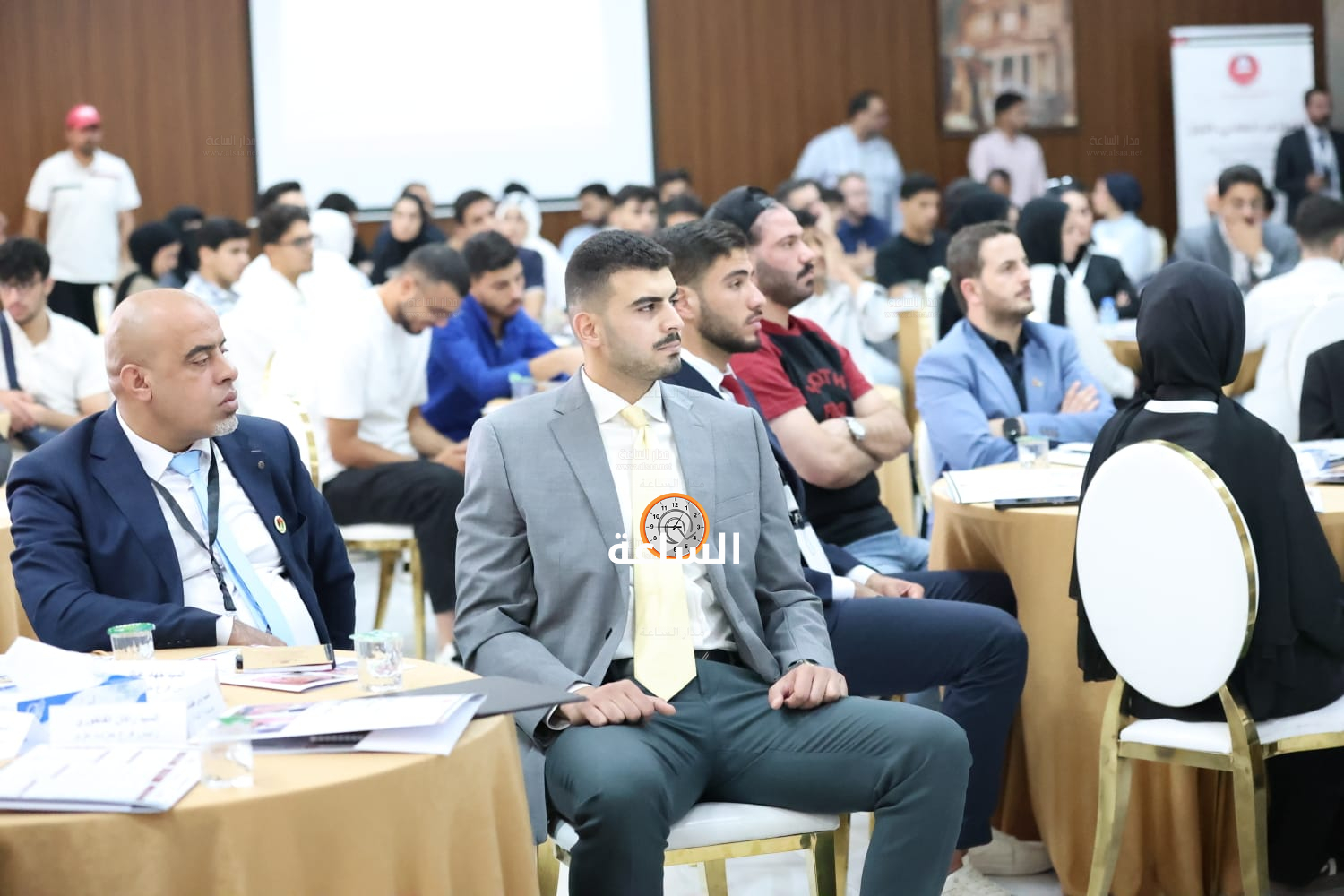 Madar Al-Saa Images 0.3220507806371209
