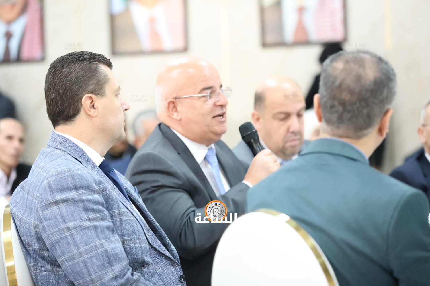 Madar Al-Saa Images 0.5511683497968063