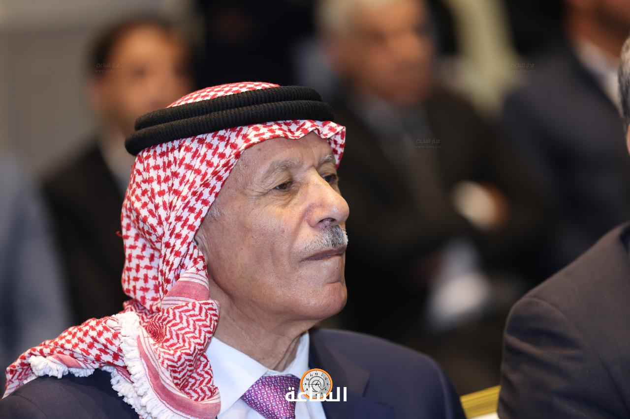 Madar Al-Saa Images 0.3024286138111071