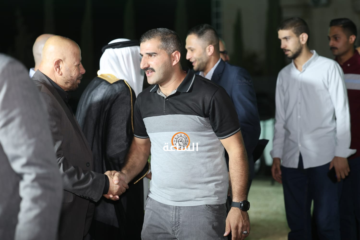 Madar Al-Saa Images 0.05327907672932386