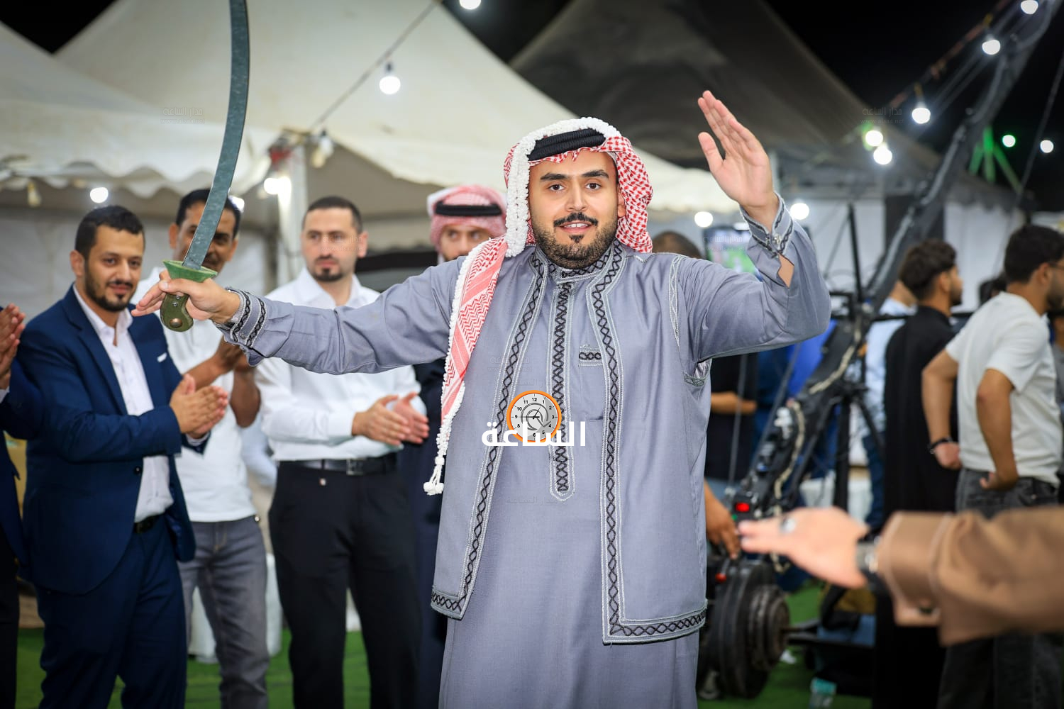 Madar Al-Saa Images 0.4003152051262473