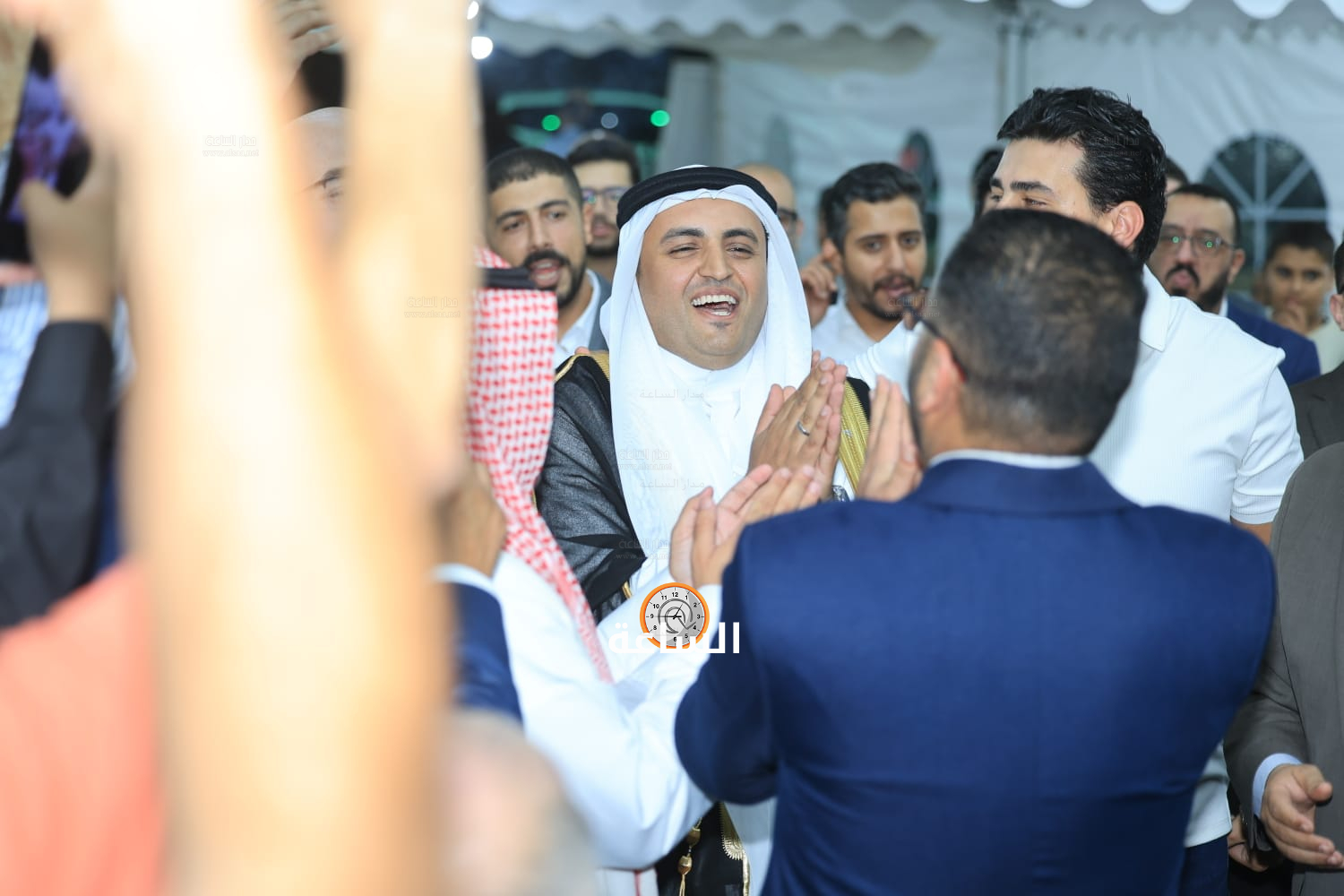 Madar Al-Saa Images 0.5472166358430435