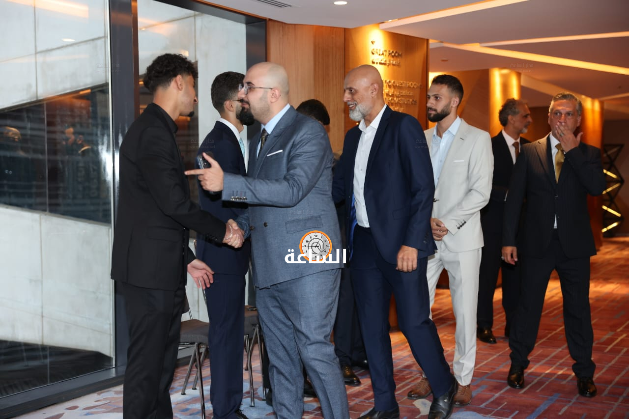 Madar Al-Saa Images 0.6074495816419188
