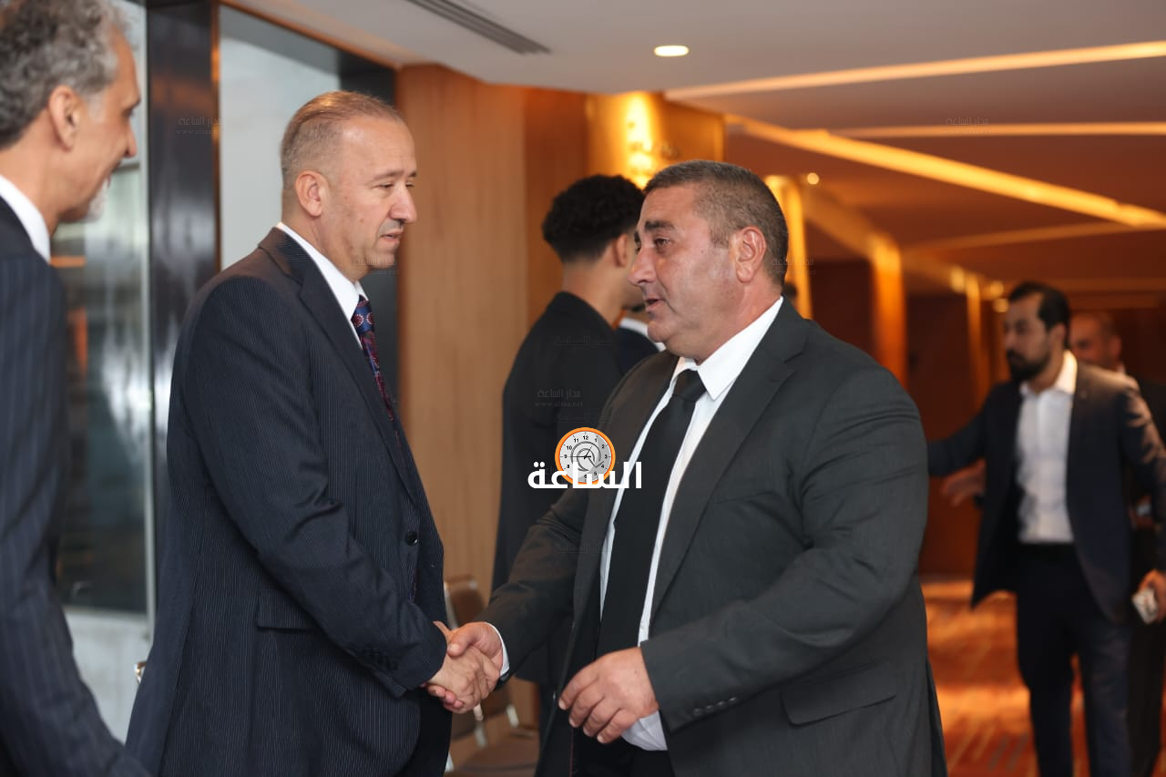 Madar Al-Saa Images 0.731525585167588