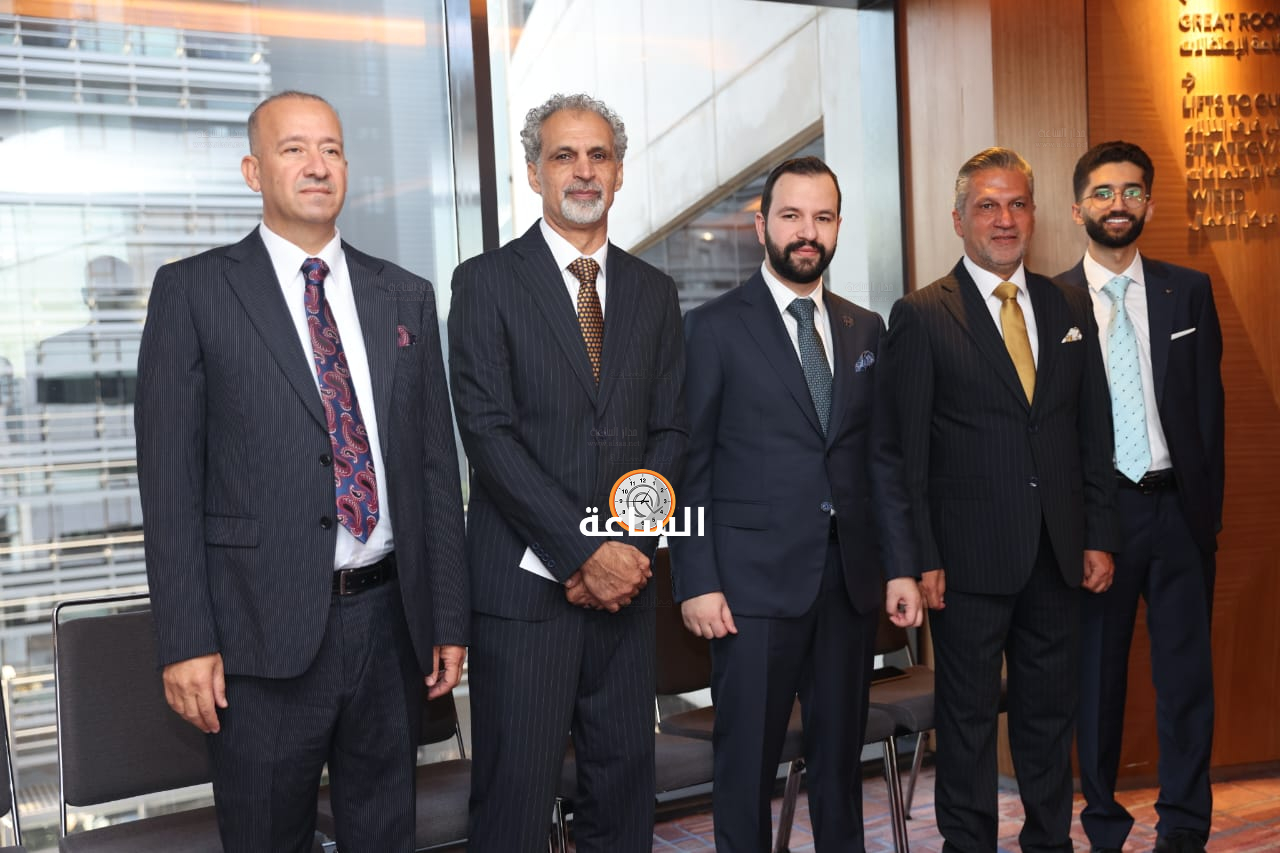 Madar Al-Saa Images 0.14843055959492835