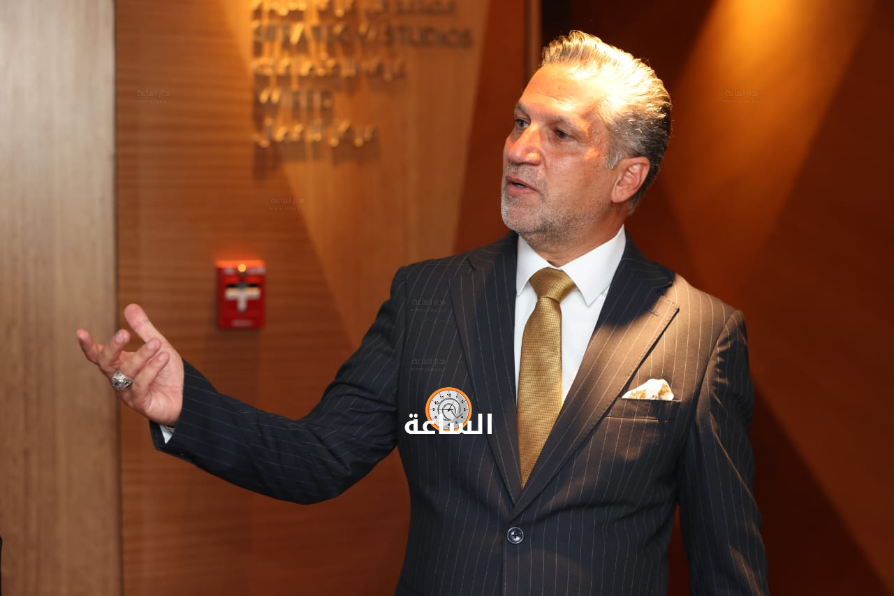 Madar Al-Saa Images 0.8233625172469002