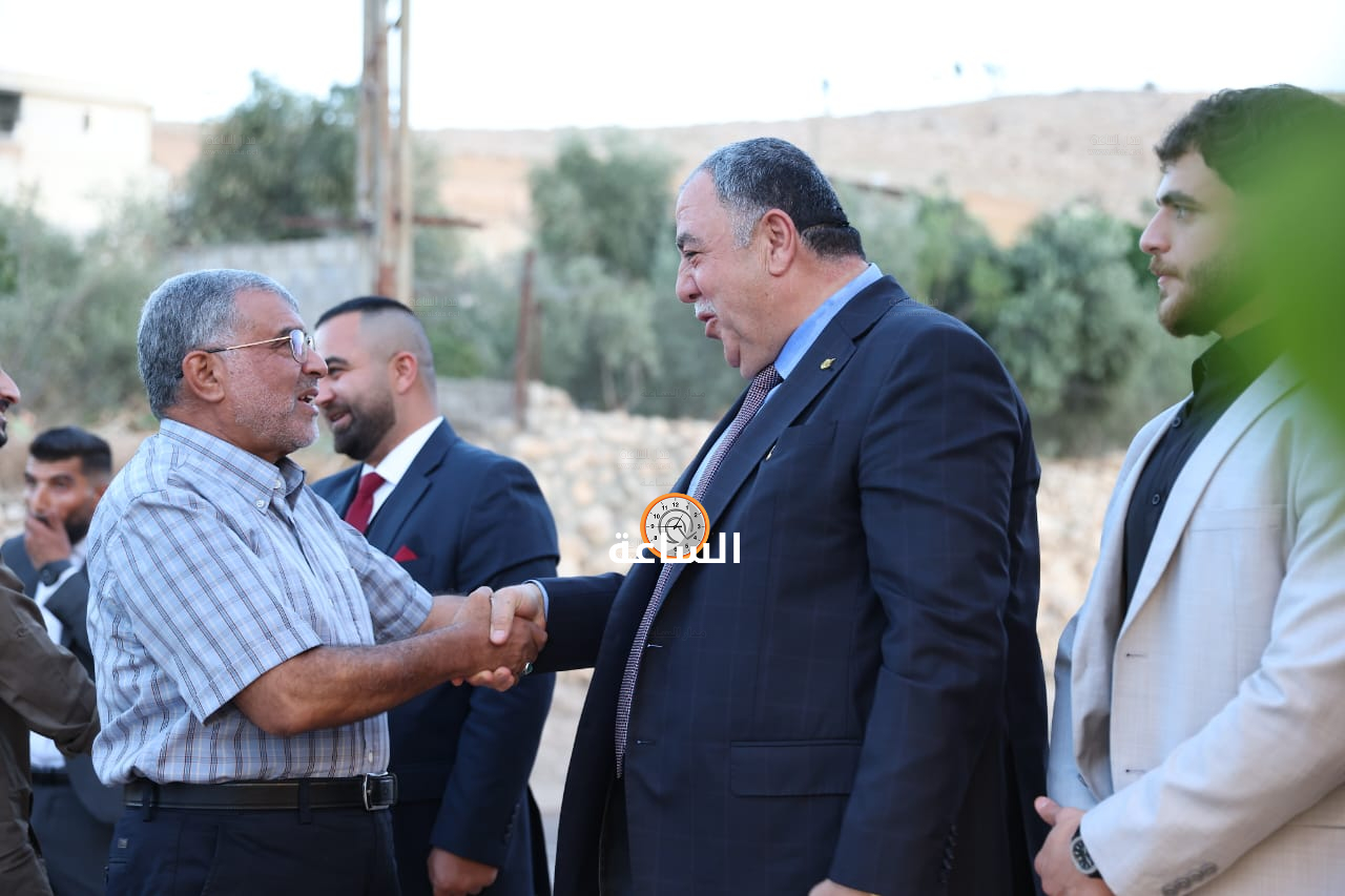 Madar Al-Saa Images 0.7197696371098774