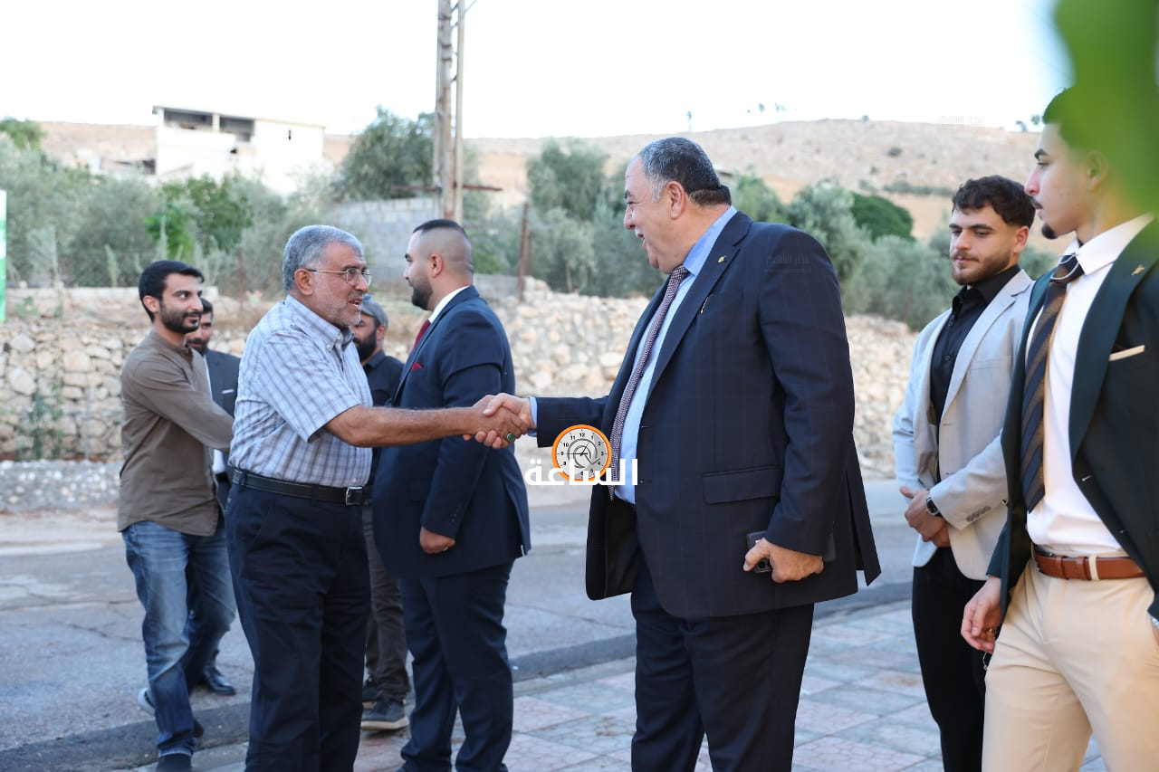 Madar Al-Saa Images 0.7902504577791243