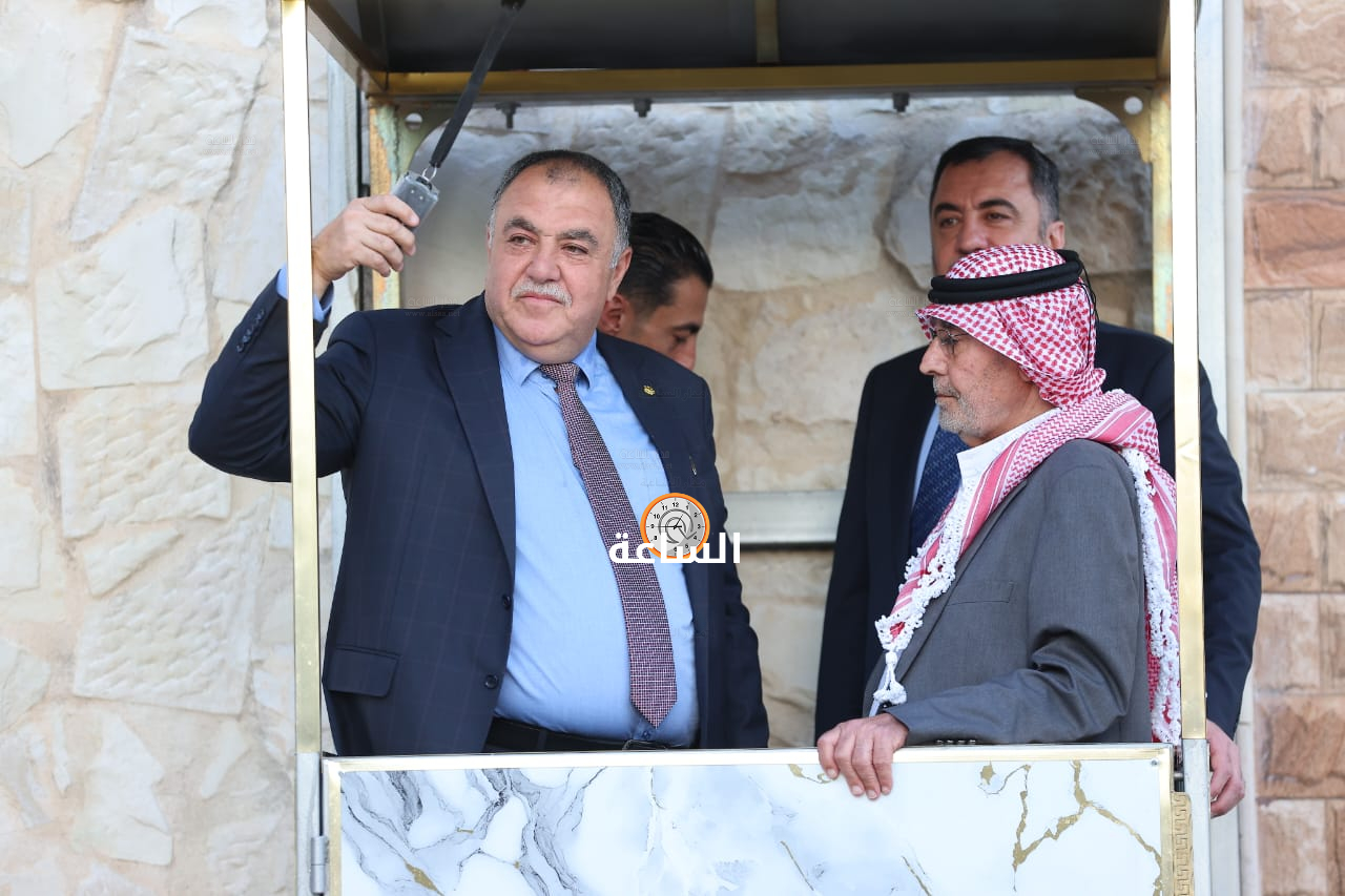 Madar Al-Saa Images 0.24743695191429382