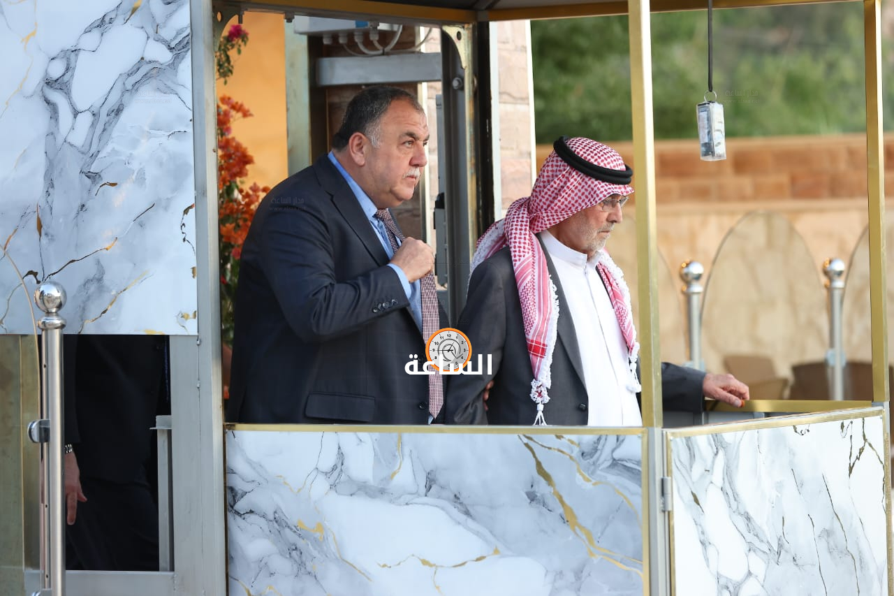 Madar Al-Saa Images 0.16395771295646722