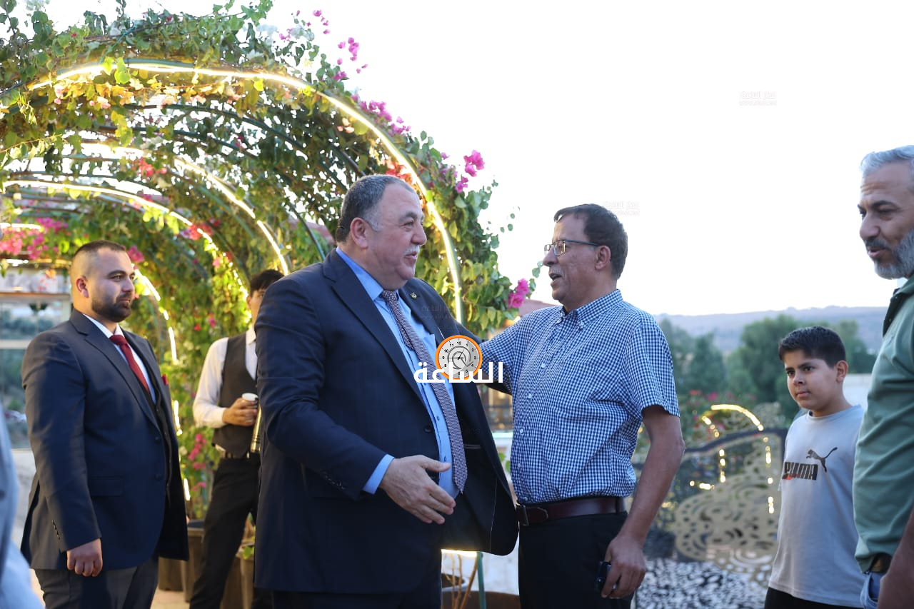 Madar Al-Saa Images 0.2674371345776989